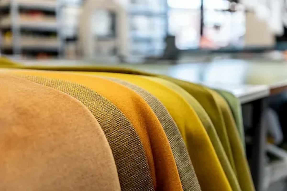  Which Is the Best Upholstery Fabric? + Complete Comparison | Great Price 