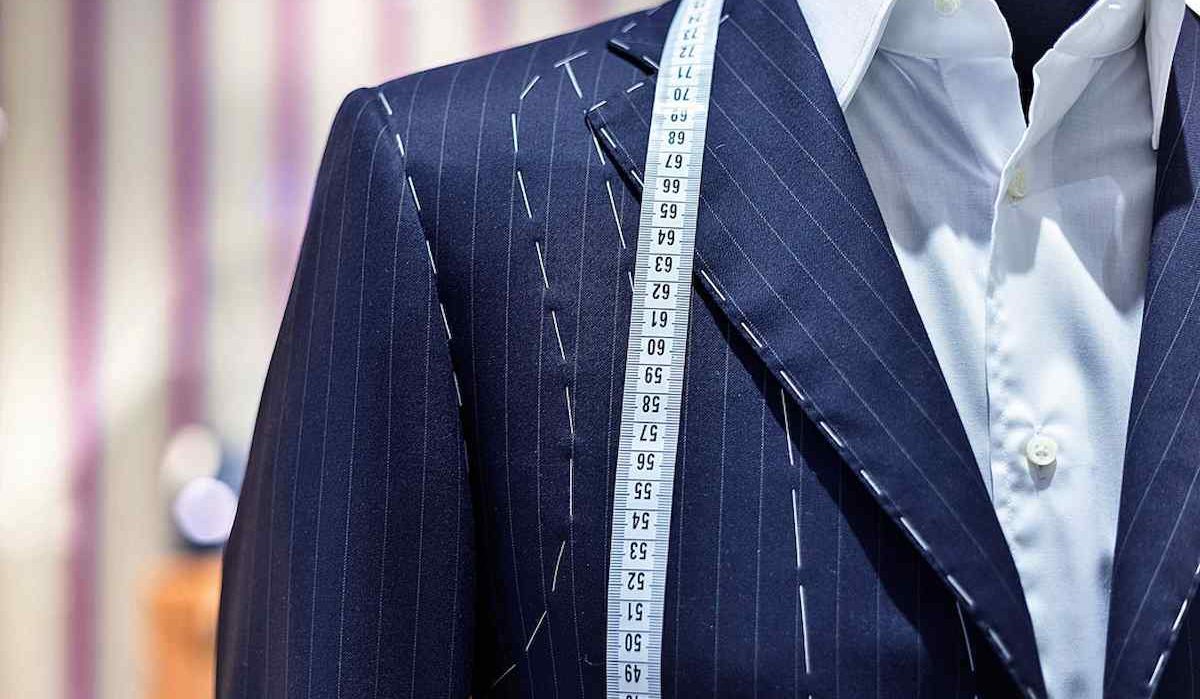  Buying types of fabric for men's suits from the most reliable brands 